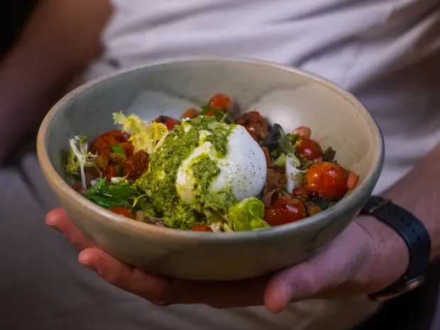 Burrata, cashew pesto